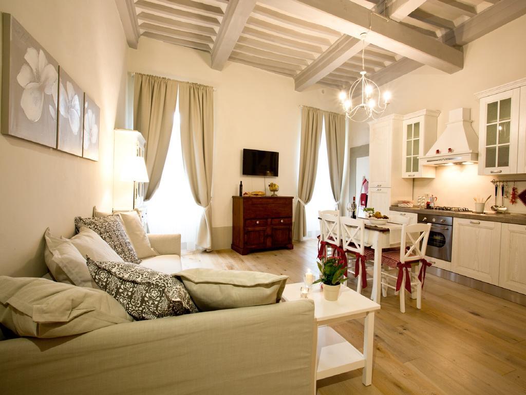 Apartment La Finestra Sul Teatro *
